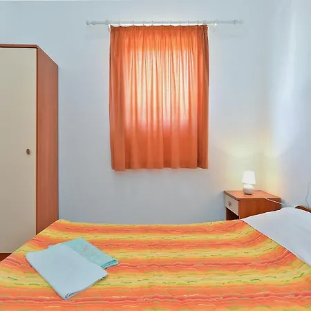 Apartamento Marija 1741 Pula